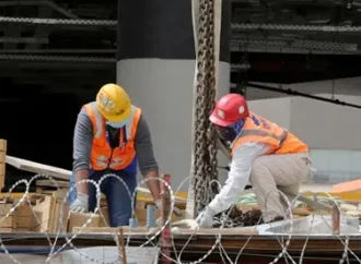সৌদি আরবে ঐতিহাসিক সিদ্ধান্ত: ‘আধুনিক দাসপ্রথা’ খ্যাত কাফালা ব্যবস্থা বাতিল ঘোষণা