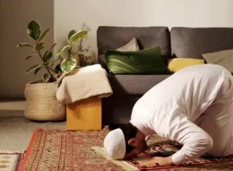 দৈনিক নামাজের রাকাত সংখ্যা ও গুরুত্ব: ফরজ, ওয়াজিব ও সুন্নত আদায়ের বিধান কী?