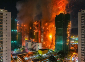 Massive F’ire in Hong Kong Housing Estate