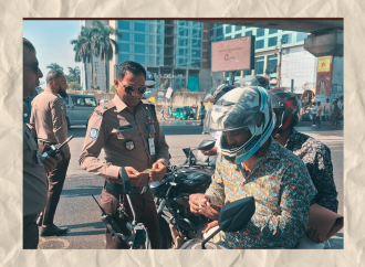 চালু হচ্ছে বাংলাদেশ পুলিশের নতুন আয়রন-গ্রে ইউনিফর্ম