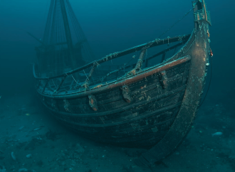 ৩০০ বছর আগে ডুবে যাওয়া স্প্যানিশ যুদ্ধজাহাজ ‘সান হোসে’ থেকে প্রথমবারের মতো  ধনরত্ন উদ্ধার 