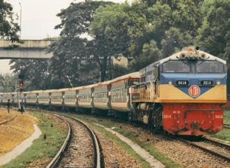  ফেঞ্চুগঞ্জে তেলের ট্রেনের ওয়াগন ডিগ্রি হওয়ার ৪ ঘণ্টা পর সিলেটের রেল যোগাযোগ পুনরায় চালু