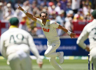 ১৪৮ বছরের টেস্ট ইতিহাসে প্রথমবার এক ম্যাচের প্রথম তিন ইনিংসেই প্রথম বলে প্রথম উইকেটের পতন শূন্য রানে।