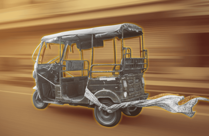 ঢাকায় ফেরার পথে ছেলেকে নিয়ে গার্মেন্টসকর্মী নাছিমা বেগমের মর্মান্তিক মৃ’ত্যু