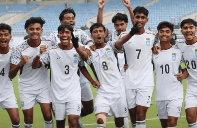 কোচ ছোটনের ছোট টাইগাররা চীনের চংকিংয়ে গ্রুপ ‘এ’-তে দ্বিতীয় জয় নিশ্চিত করে দ্বিতীয়ার্ধে চার গোলের ফেটে পড়া