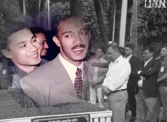 কোকোর সমাধিতে আবেগঘন শ্রদ্ধা নিবেদন, পরিবারসহ জিয়ারত