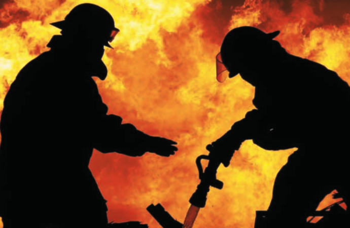 পুরান ঢাকার লালবাগে অগ্নিকাণ্ড