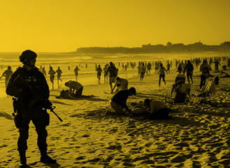 Deadly beach shooting rocks Sydney