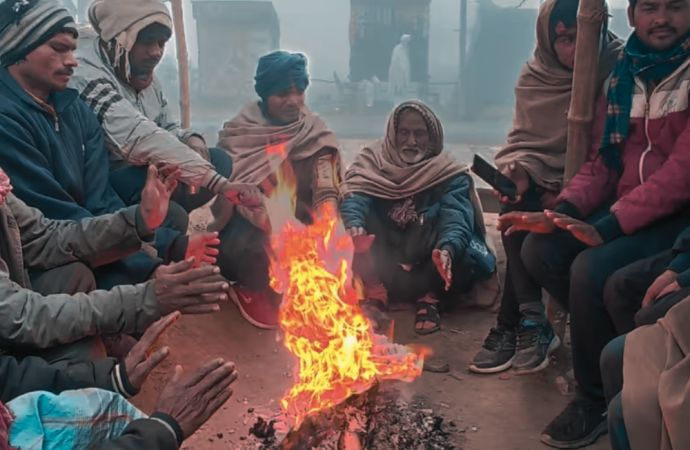 তেঁতুলিয়ায় মৃদু শৈত্যপ্রবাহ, তাপমাত্রা ৮.৯° সেলসিয়াসে