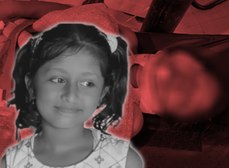 উন্নত চিকিৎসার আশায় শিশু হুজাইফাকে চট্টগ্রাম থেকে ঢাকায় স্থানান্তর