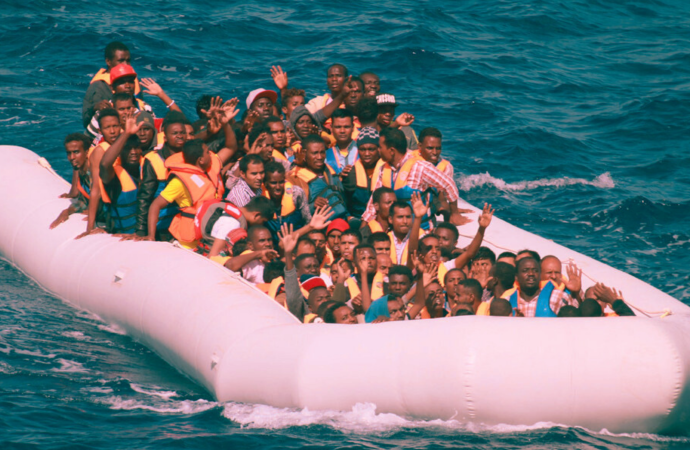 ভূমধ্যসাগরে ভয়াবহ নৌকাডুবি: অন্তত ৫০ জন অভিবাসন প্রত্যাশীর মৃত্যু