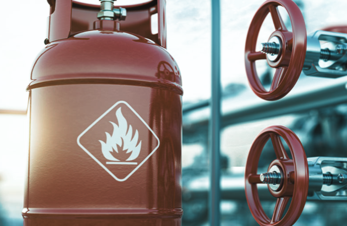 এলপিজি গ্যাসের নতুন দাম ঘোষণা আজ: অপেক্ষায় সাধারণ গ্রাহক