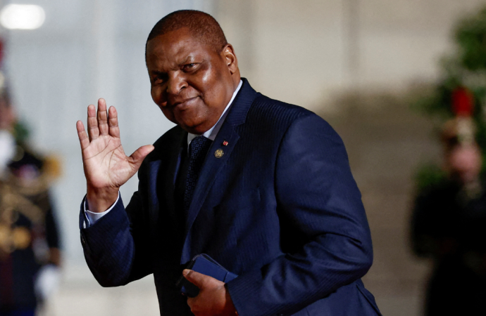 মধ্য আফ্রিকা প্রজাতন্ত্রের প্রেসিডেন্ট নির্বাচনে তোয়াদারা’র হ্যাটট্রিক জয়