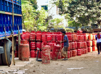 সিলেটে বসতবাড়িতে অবৈধভাবে মজুত করা ১৩০টি এলপিজি সিলিন্ডার জব্দ, ৫০ হাজার টাকা জরিমানা