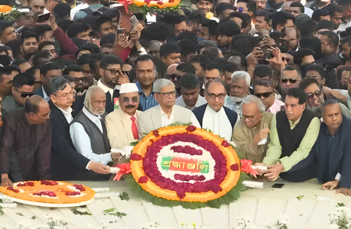 বহুদলীয় গণতন্ত্রের প্রবর্তক, শহীদ প্রেসিডেন্ট জিয়াউর রহমানের সমাধিতে গভীর শ্রদ্ধায় পুষ্পস্তবক অর্পণ করেছে বিএনপি