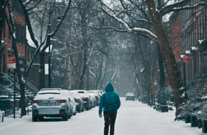 যুক্তরাষ্ট্রে ভয়াবহ তুষারঝড়: ৭ জনের প্রাণহানি ও ১০ লাখ মানুষ বিদ্যুৎহীন