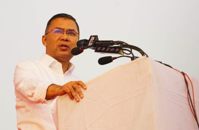 সিরাজগঞ্জে তারেক রহমানের নির্বাচনী জনসভা: নেতাকর্মীদের মাঝে তুঙ্গে উন্মাদনা