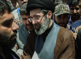 খামেনিপুত্র মোজতবা খামেনির নামে বিদেশে বিপুল সম্পদের পাহাড়: চাঞ্চল্যকর তথ্যে তোলপাড়