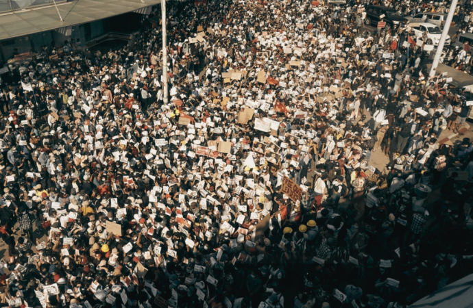 মিয়ানমারে গণতন্ত্র পুনরুদ্ধারের লড়াই: কারাগারে ২৭৩ জন বন্দির মর্মান্তিক মৃত্যু