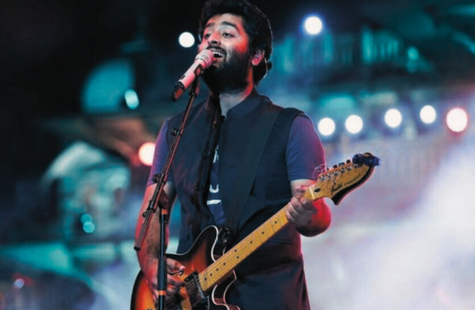 বলিউডে অরিজিৎ যুগের অবসান: প্লেব্যাক থেকে আকস্মিক অবসরের ঘোষণা