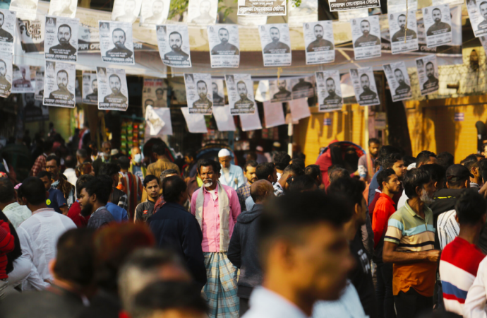 শান্তিপূর্ণ নির্বাচন নিশ্চিত করতে ১০৫১ এক্সিকিউটিভ ম্যাজিস্ট্রেট মাঠে: কঠোর অবস্থানে প্রশাসন