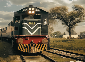 রেলওয়ের সক্ষমতা বৃদ্ধিতে নতুন উদ্যোগ: পাকিস্তান থেকে কোচ আমদানির পরিকল্পনা