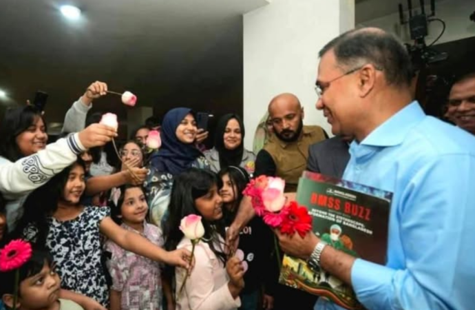 শিশুদের সাথে এক অন্যরকম সময় কাটালেন তারেক রহমান: মন দিয়ে শুনলেন আগামীর প্রজন্মের কথা