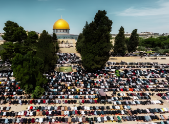 রমজানে প্রতিদিন ১০ হাজার ফিলিস্তিনিকে আল-আকসায় প্রবেশের অনুমতি