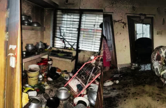 চট্টগ্রামে গ্যাসলাইন বিস্ফোরণে মৃতের সংখ্যা বেড়ে ২: শোকাচ্ছন্ন পরিবার