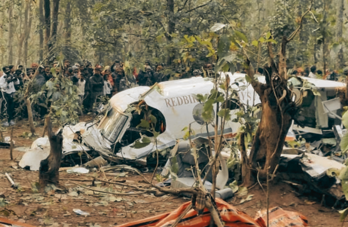 ঝাড়খণ্ডে আকাশেই ট্র্যাজেডি: এয়ার অ্যাম্বুলেন্স বিধ্বস্ত হয়ে রোগী ও ক্রুসহ ৭ জনের মৃত্যু