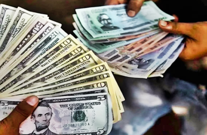 রেমিট্যান্স প্রবাহে বড় উল্লম্ফন: ফেব্রুয়ারির ২৩ দিনেই দেশে এলো ২৫৬ কোটি ডলার