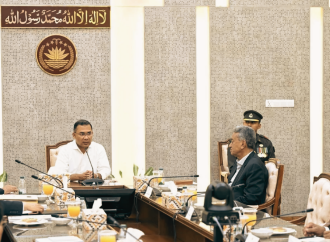 মন্ত্রিপরিষদের প্রথম সভায় সভাপতিত্ব করলেন প্রধানমন্ত্রী তারেক রহমান: রাষ্ট্র পরিচালনায় নতুন যুগের সূচনা