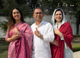 সপরিবারে নিজের ভোটাধিকার প্রয়োগ করলেন বিএনপির ভারপ্রাপ্ত চেয়ারম্যান তারেক রহমান