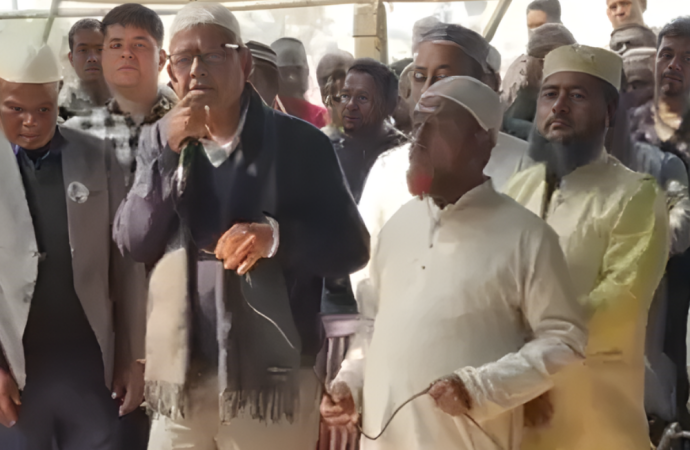 খুলনায় ভোটকেন্দ্রে জামায়াত-বিএনপি সমর্থকদের ধাক্কাধাক্কি: এক বিএনপি নেতার মৃত্যু