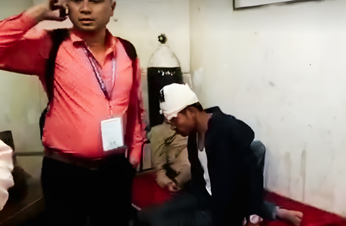 হাতিয়ায় নির্বাচনী সংবাদ সংগ্রহের সময় বিটিভির সাংবাদিককে কুপিয়ে জখম