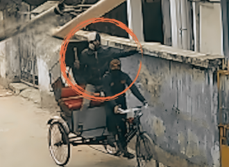 রিকশা ছিনতাইয়ের নৃশংস রূপ: হাতুড়ির আঘাতে জীবন-মৃত্যুর সন্ধিক্ষণে চালক রনি