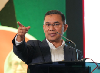 তারেক রহমানের উত্তরবঙ্গ সফর: দিনাজপুর, ঠাকুরগাঁও ও নীলফামারীতে নির্বাচনী উন্মাদনা