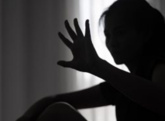 ধর্ষণের অভিযোগ নাকি রাজনৈতিক ষড়যন্ত্র?