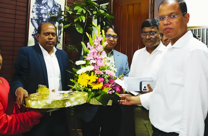 তারেক রহমানের জন্য মমতা বন্দ্যোপাধ্যায়ের অভিনন্দন: ফুল ও মিষ্টি পাঠিয়ে শুভেচ্ছা জানালেন পশ্চিমবঙ্গের মুখ্যমন্ত্রী