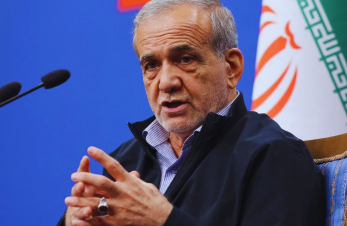 ইরানে ‘অস্থায়ী নেতৃত্ব পরিষদ’ গঠন: নেতৃত্বে থাকছেন প্রেসিডেন্ট মাসুদ পেজেশকিয়ান