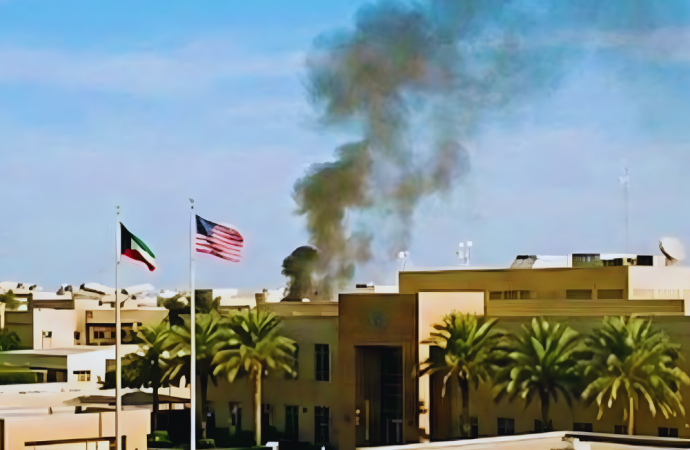 কুয়েতে মার্কিন দূতাবাসের কাছে ধোঁয়ার কুণ্ডলী: দেশজুড়ে উচ্চ সতর্কতা জারি