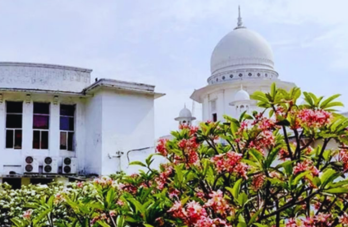 দেশের ছয়টি সিটি কর্পোরেশনে প্রশাসক নিয়োগের সরকারি সিদ্ধান্তের বৈধতা চ্যালেঞ্জ করে হাইকোর্টে রিট