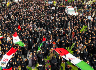 ইরানে মার্কিন ও ইসরায়েলি হামলায় প্রাণ হারানো ১৬৫ স্কুল শিক্ষার্থীর দাফন সম্পন্ন