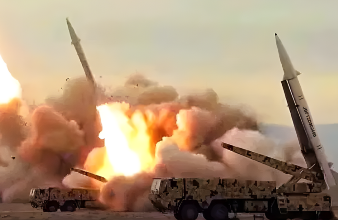 মধ্যপ্রাচ্যে অবস্থিত যুক্তরাষ্ট্রের বৃহত্তম সামরিক ঘাঁটি আল-উদেইদে ইরানের ভয়াবহ ক্ষেপণাস্ত্র হামলা এবং বর্তমান পরিস্থিতি