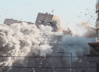 লেবাননে ইসরায়েলি বাহিনীর ভয়াবহ বিমান হামলা; নারী ও শিশুসহ নিহত অন্তত ৫