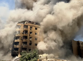 লেবাননে রাতভর ইসরায়েলি বিমান হামলায় অন্তত ১০ জন নিহত হয়েছেন বলে মার্কিন সংবাদমাধ্যম সিএনএন (CNN) তাদের এক প্রতিবেদনে নিশ্চিত করেছে