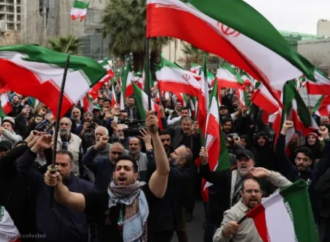 জাতিসংঘ নিরাপত্তা পরিষদের এক রুদ্ধশ্বাস বৈঠকে পশ্চিমা দেশগুলোর বিরুদ্ধে ‘চরম ভণ্ডামি’ ও ‘জলদস্যুতা’র অভিযোগ তুলেছে রাশিয়া।