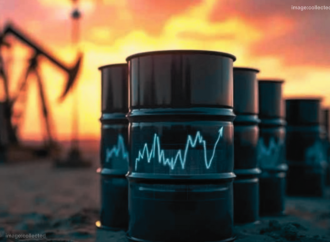 ইরান ও যুক্তরাষ্ট্রের মধ্যকার চরম উত্তেজনার জেরে আন্তর্জাতিক বাজারে অপরিশোধিত তেলের দাম গত চার বছরের মধ্যে সর্বোচ্চ পর্যায়ে পৌঁছেছে।