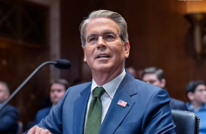 ইরানের প্রায় ৫০ কোটি (৫০০ মিলিয়ন) মার্কিন ডলার সমমূল্যের ক্রিপ্টোকারেন্সি বা ডিজিটাল সম্পদ জব্দ করেছে যুক্তরাষ্ট্র।