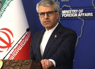 ইসলামাবাদে অনুষ্ঠিত উচ্চপর্যায়ের শান্তি আলোচনা কোনো চুক্তি ছাড়াই শেষ হওয়ার পর ইরানের পররাষ্ট্র মন্ত্রণালয়ের মুখপাত্র জানিয়েছেন যে, যুক্তরাষ্ট্রকে তাদের ‘অতিরিক্ত ও বেআইনি’ দাবি তোলা থেকে বিরত থাকতে হবে।